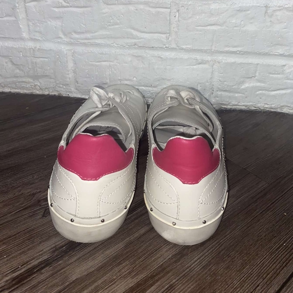 Shoes - Picture 3 of 3